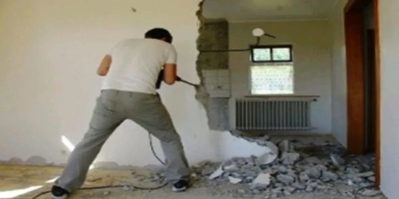 Установлены штрафы до 50 тыс. руб. за незаконную перепланировку 