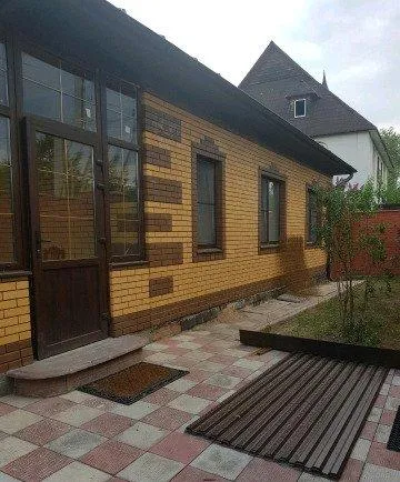 Дом, 205 кв.м на участке 12 сот