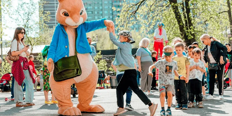 Светлая седмица на свежем воздухе: пасхальная программа в парках Москвы