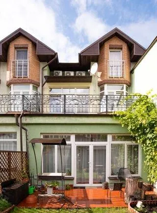 Дом, 235 кв.м на участке 2 сот