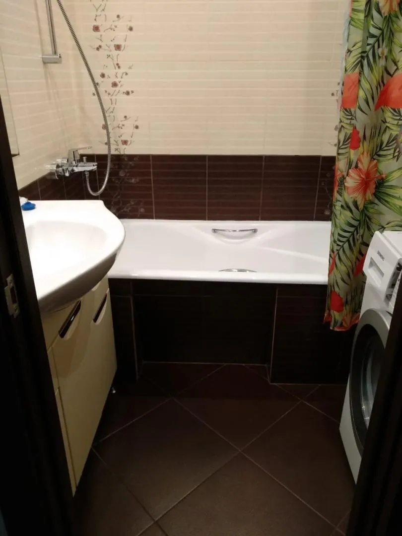 2-комн. квартира, 55.2/30/9