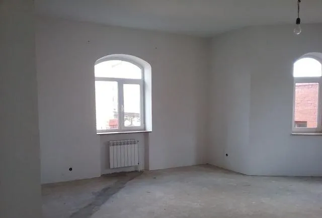 Дом, 280 кв.м на участке 9.8 сот