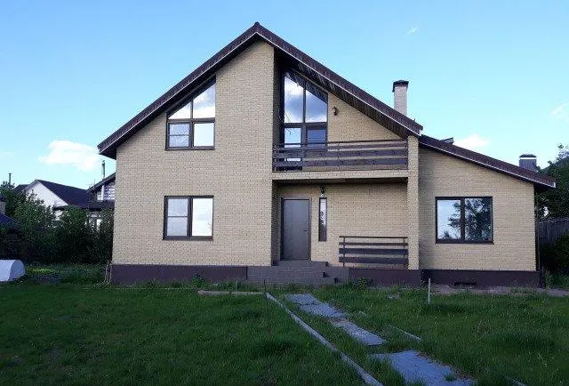 Дом, 222 кв.м на участке 11 сот