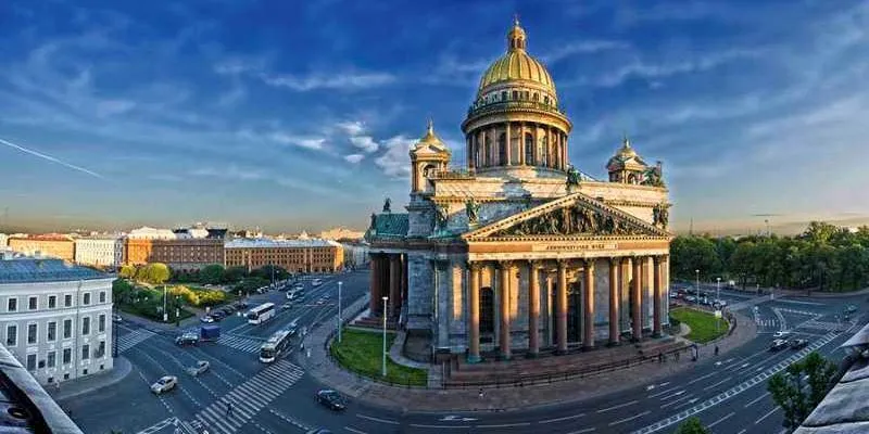 В Петербурге одобрили ограничение высоты зданий в ряде районов