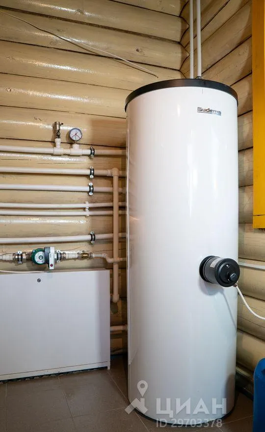 Дом, 237 кв.м на участке 10.7 сот