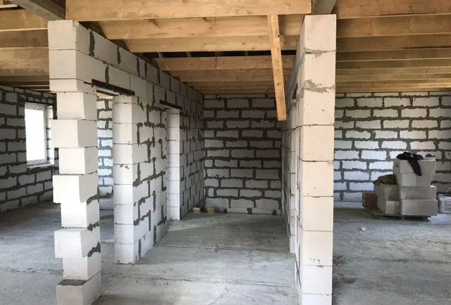 Дом, 240 кв.м на участке 6 сот