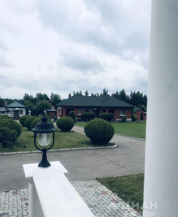 Дом, 1110 кв.м на участке 220 сот