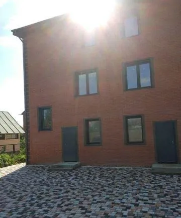 Дом, 130 кв.м на участке 2 сот