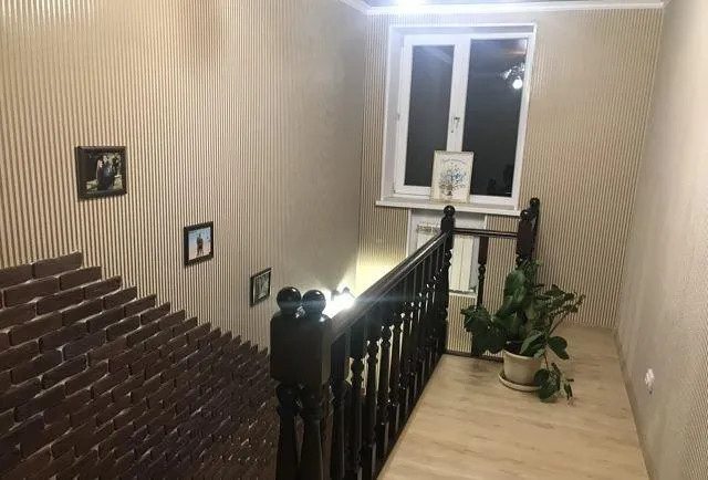 Дом, 110 кв.м на участке 8 сот