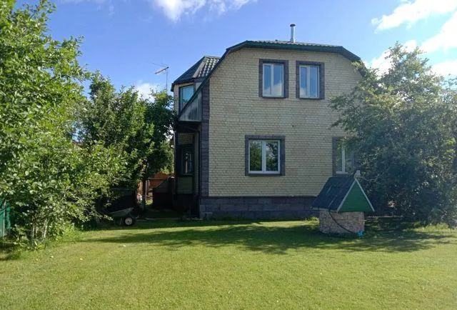 Дом, 130 кв.м на участке 5 сот