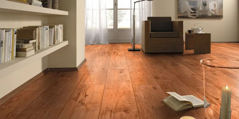 Ремонт царапин на ламинате, паркете