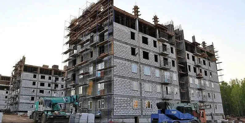 Регионы получат свыше 12,5 млрд рублей на ускоренное расселение непригодного жилья