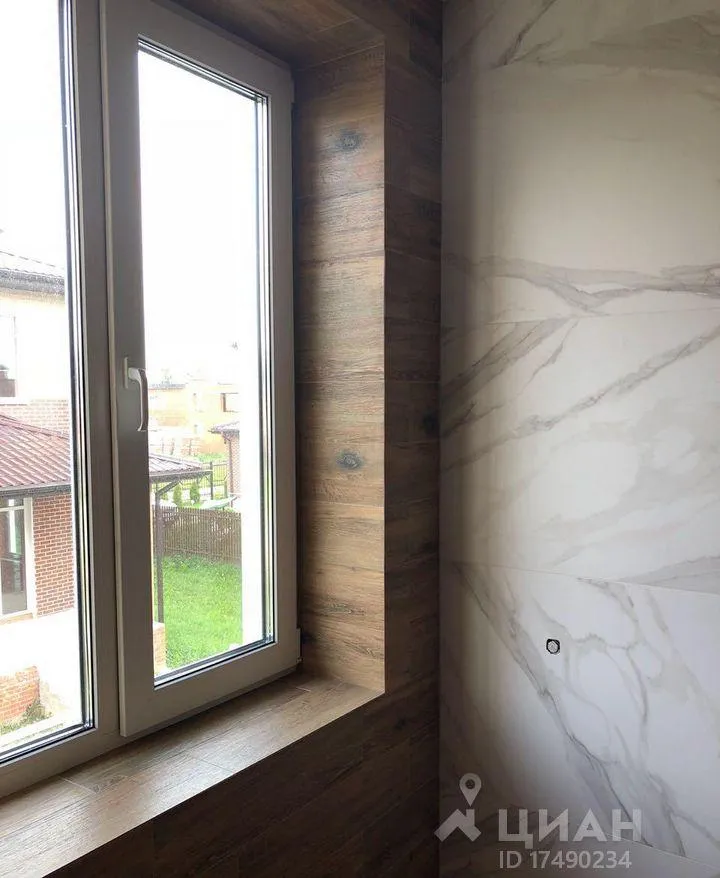 Дом, 122 кв.м на участке 4 сот