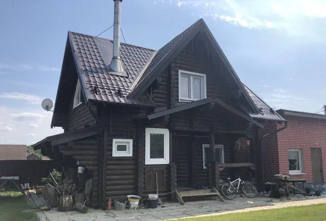 Дом, 220 кв.м на участке 9 сот