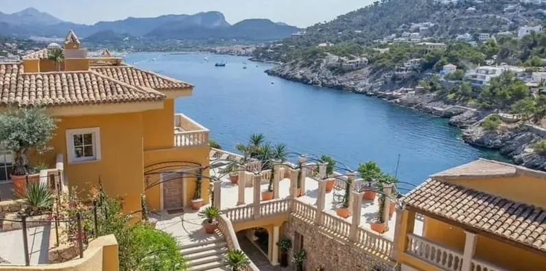 Россияне перестали покупать недвижимость за рубежом