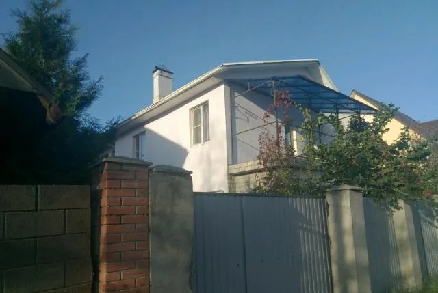 Дом, 330 кв.м на участке 6 сот