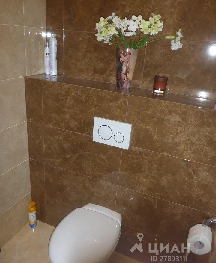 Дом, 330 кв.м на участке 8 сот