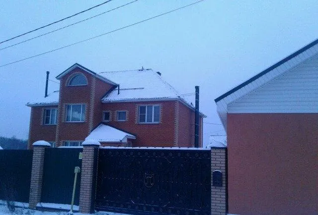 Дом, 393 кв.м на участке 10 сот