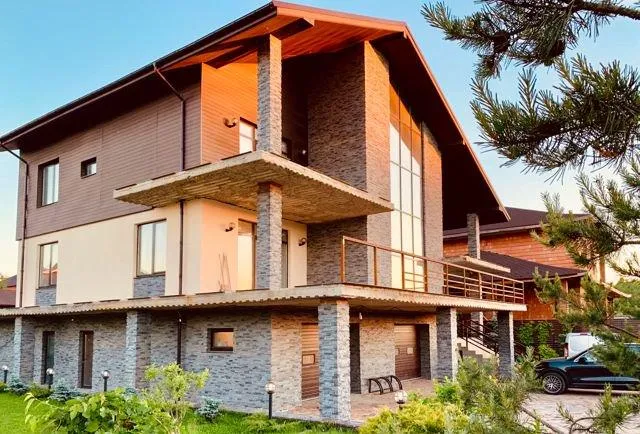 Дом, 675 кв.м на участке 18 сот