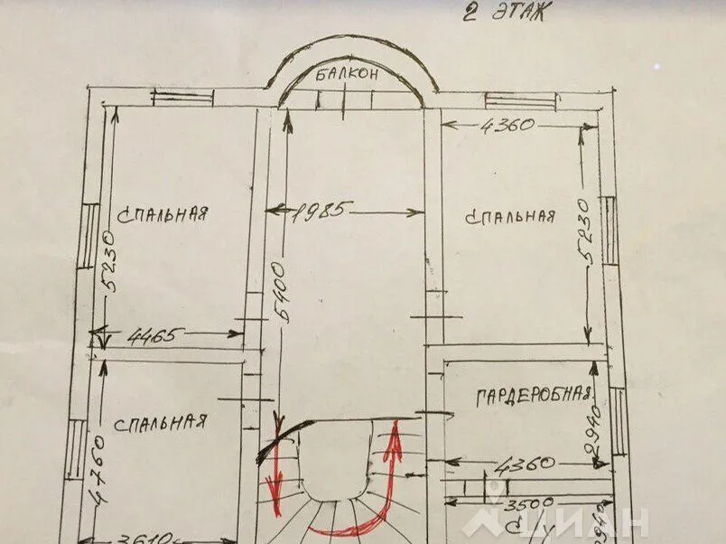 Дом, 230 кв.м на участке 8 сот