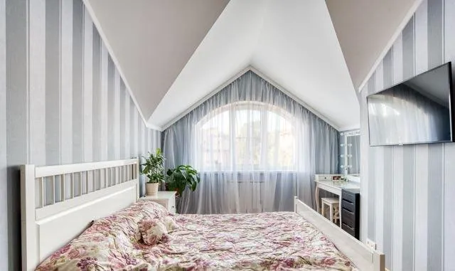 Дом, 235 кв.м на участке 2 сот