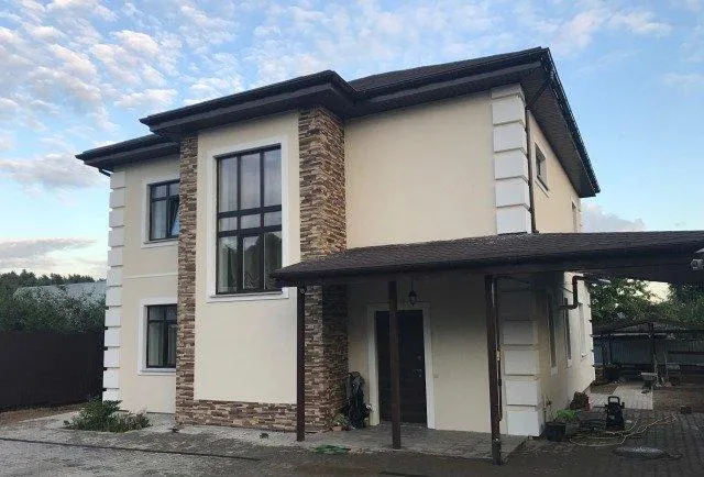 Дом, 200 кв.м на участке 7 сот