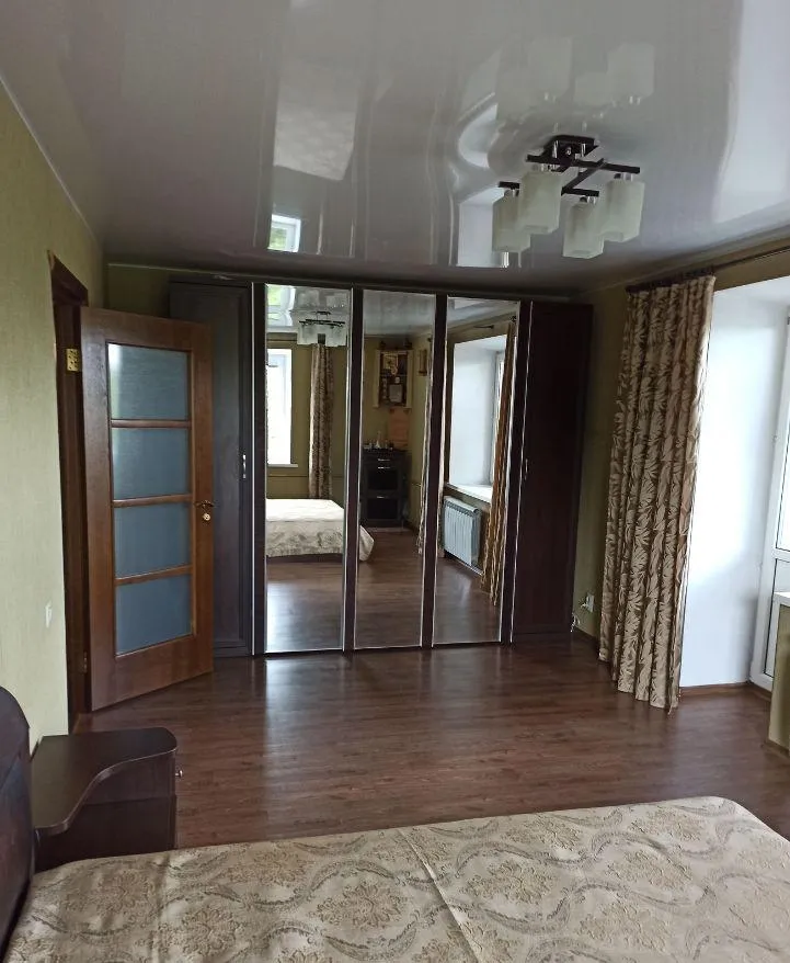 3-комн. квартира, 87.6/49.5/9.3