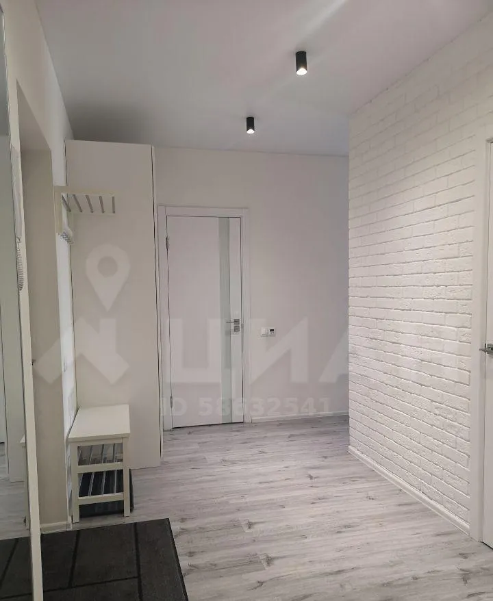 2-комн. квартира, 70/30/17