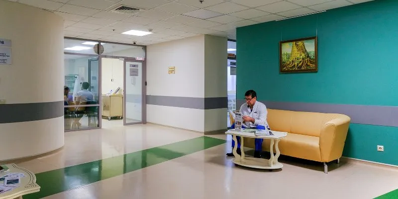 Около 1 млн кв м медицинских площадей построят в Москве