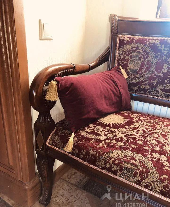 Дом, 350 кв.м на участке 14 сот