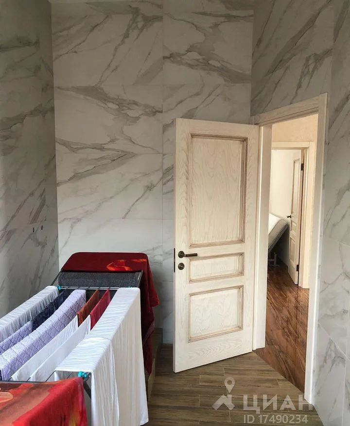 Дом, 122 кв.м на участке 4 сот