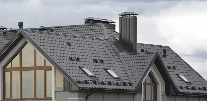 Как выбрать металлочерепицу для крыши: исчерпывающее руководство с рейтингом лучших производителей