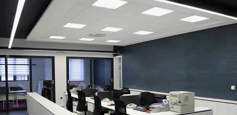 Светодиодные vs люминесцентные светильники Армстронг: полный гид по выбору