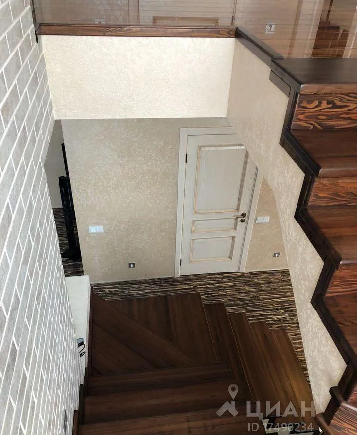 Дом, 122 кв.м на участке 4 сот