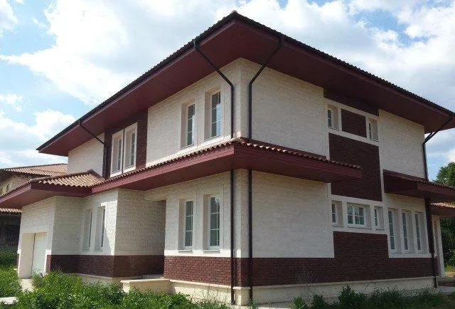 Дом, 360 кв.м на участке 25 сот