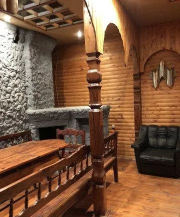 Дом, 285 кв.м на участке 13 сот