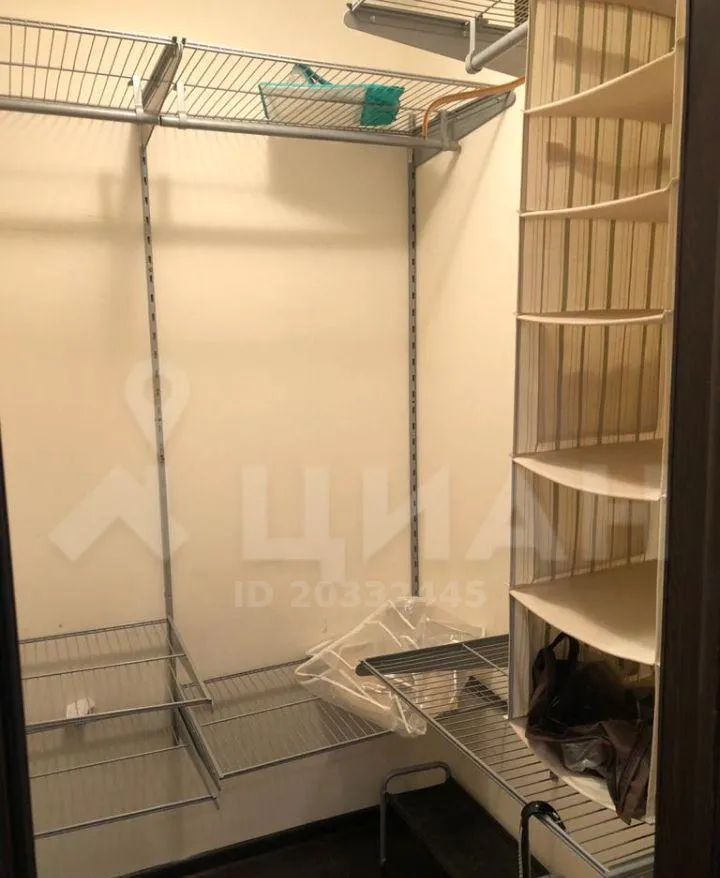 2-комн. квартира, 64.3/33/13