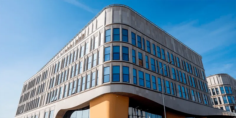 Выставка современного искусства «ВМЕСТЕ» в онкобольнице №62 в Сколкове | Москва