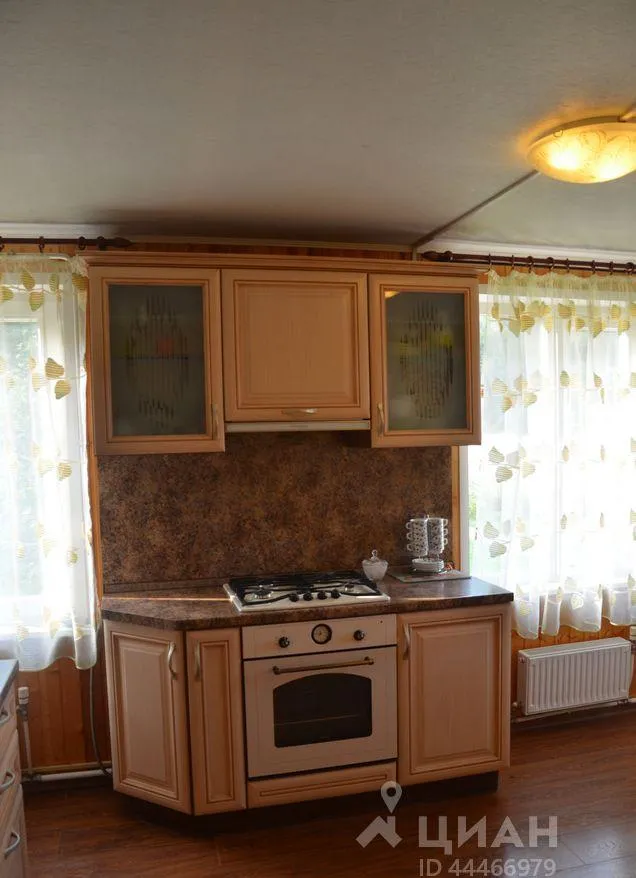 Дом, 100 кв.м на участке 18 сот