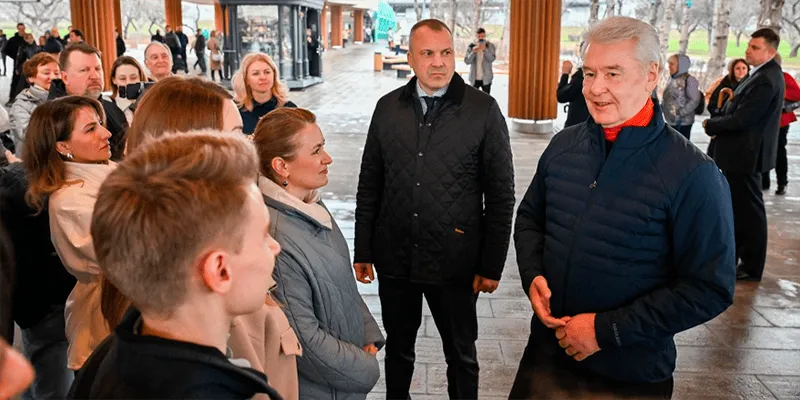 Завершено благоустройство транспортного хаба «Славянский бульвар» в Москве