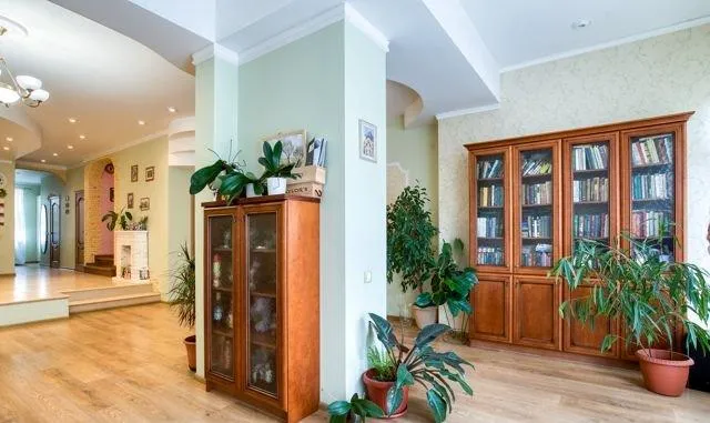 Дом, 235 кв.м на участке 2 сот