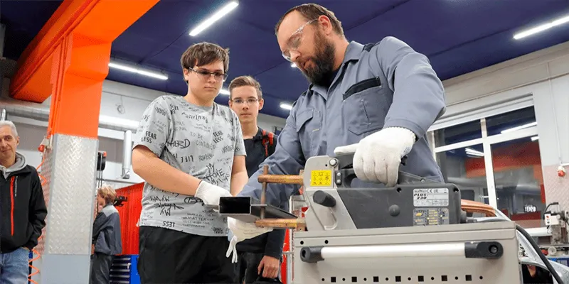 Единый день открытых дверей в колледжах и школах Москвы пройдет 18 апреля