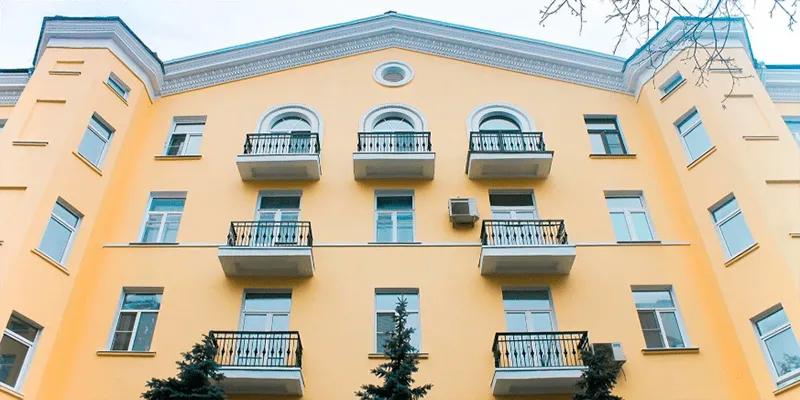 Исторический облик вернули пяти московским домам с фронтонами в 2025 году