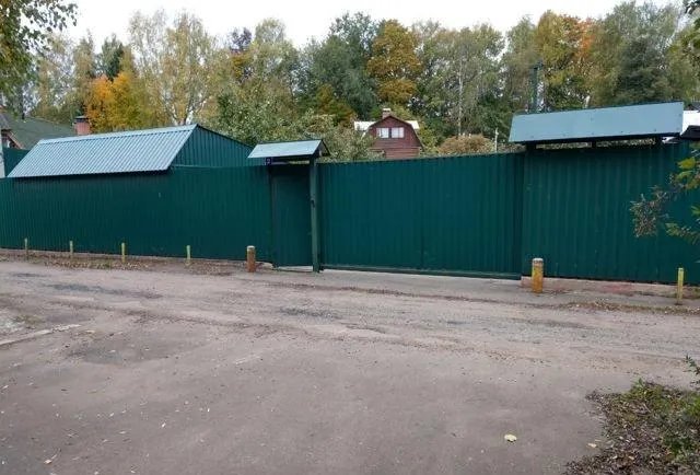 Дом, 300 кв.м на участке 18 сот