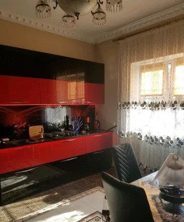 Дом, 205 кв.м на участке 12 сот