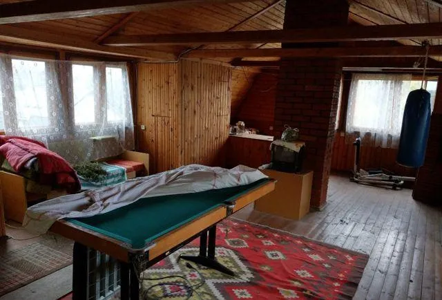 Дом, 300 кв.м на участке 18 сот