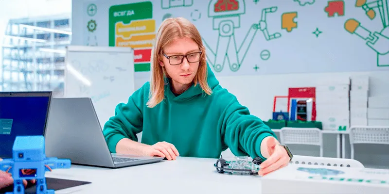 Москва инвестирует в будущее: как городские программы помогают молодым инноваторам создавать бизнес