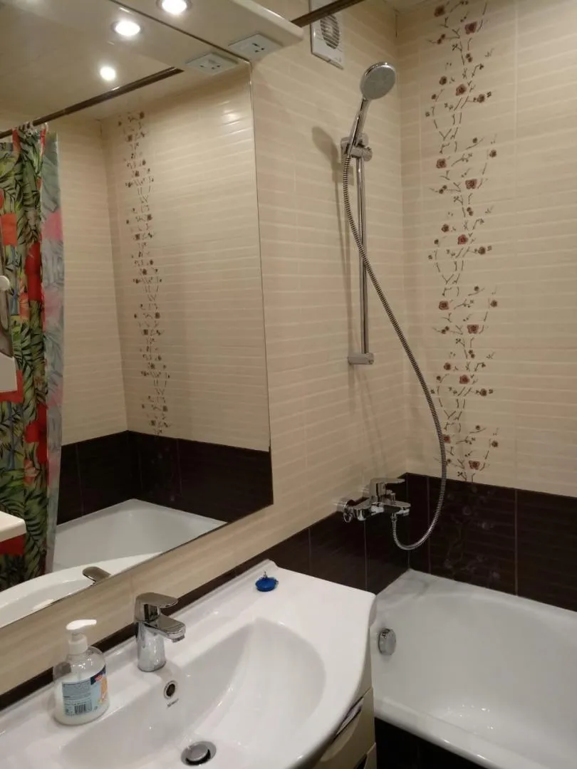 2-комн. квартира, 55.2/30/9