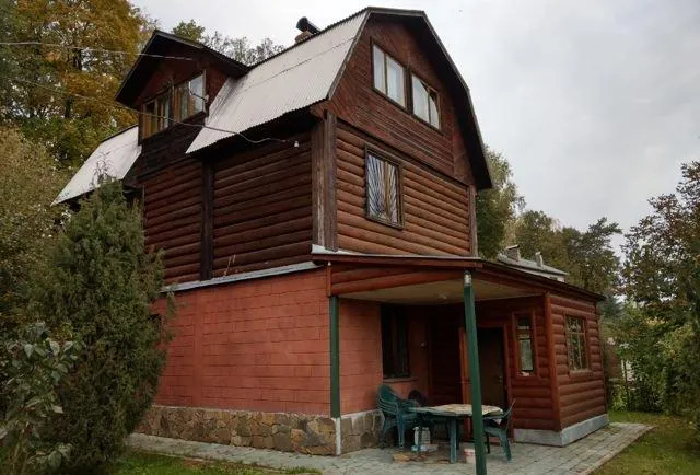 Дом, 300 кв.м на участке 18 сот