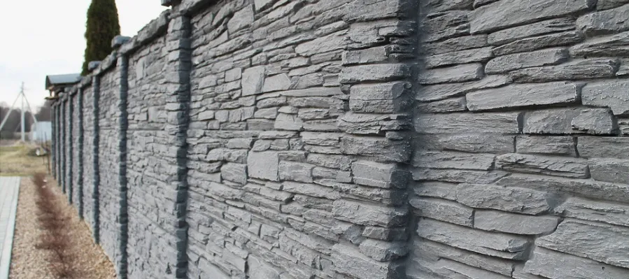 Бетонный забор